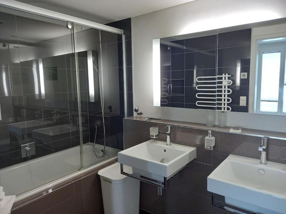 New.. Matten Central Family Suite, Sleeps 4 Matten bei Interlaken Ngoại thất bức ảnh